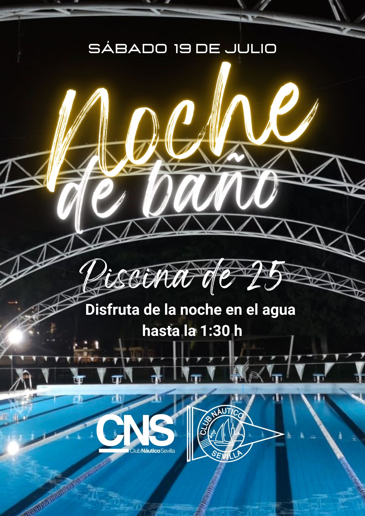 Noche de baño familiar en el Club Náutico