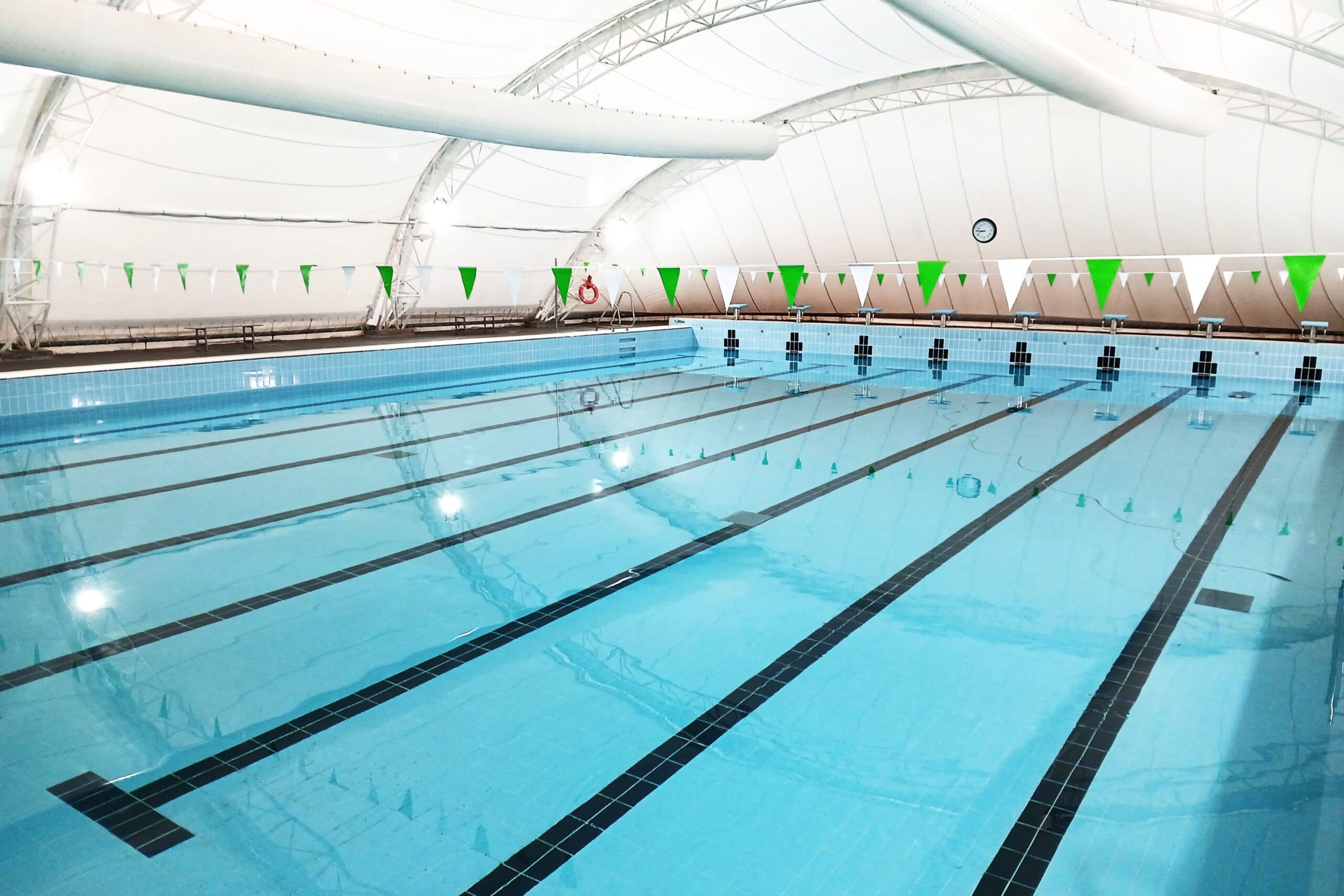 Mapa de agua de la piscina cubierta en Navidades