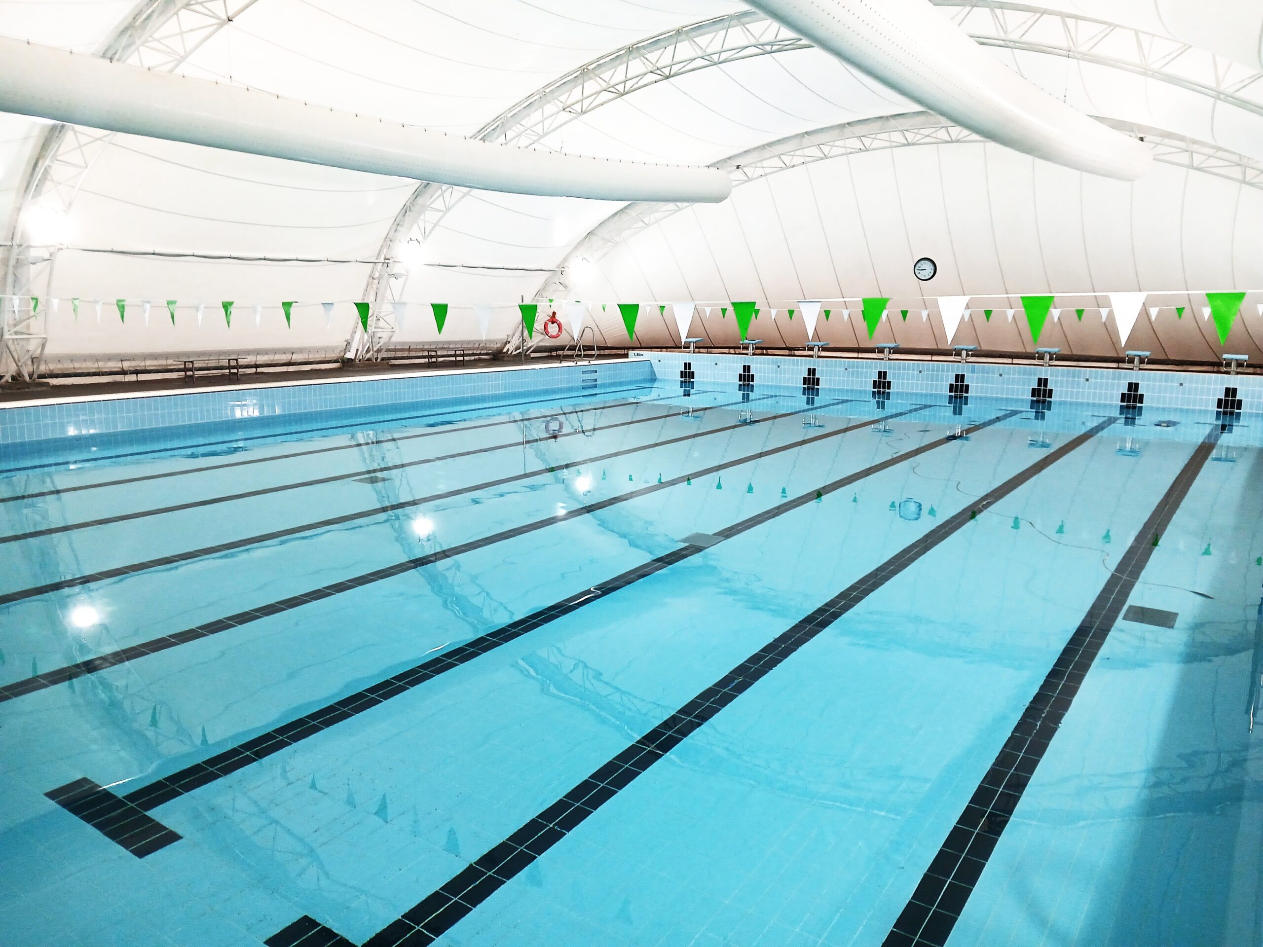 AVISO / Disponibilidad de calles en la piscina climatizada el viernes 1 de mayo