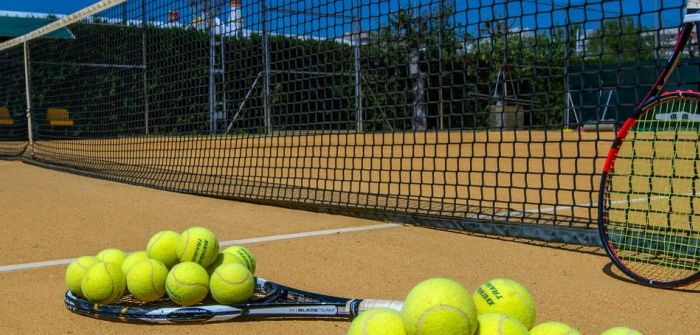 Tenis