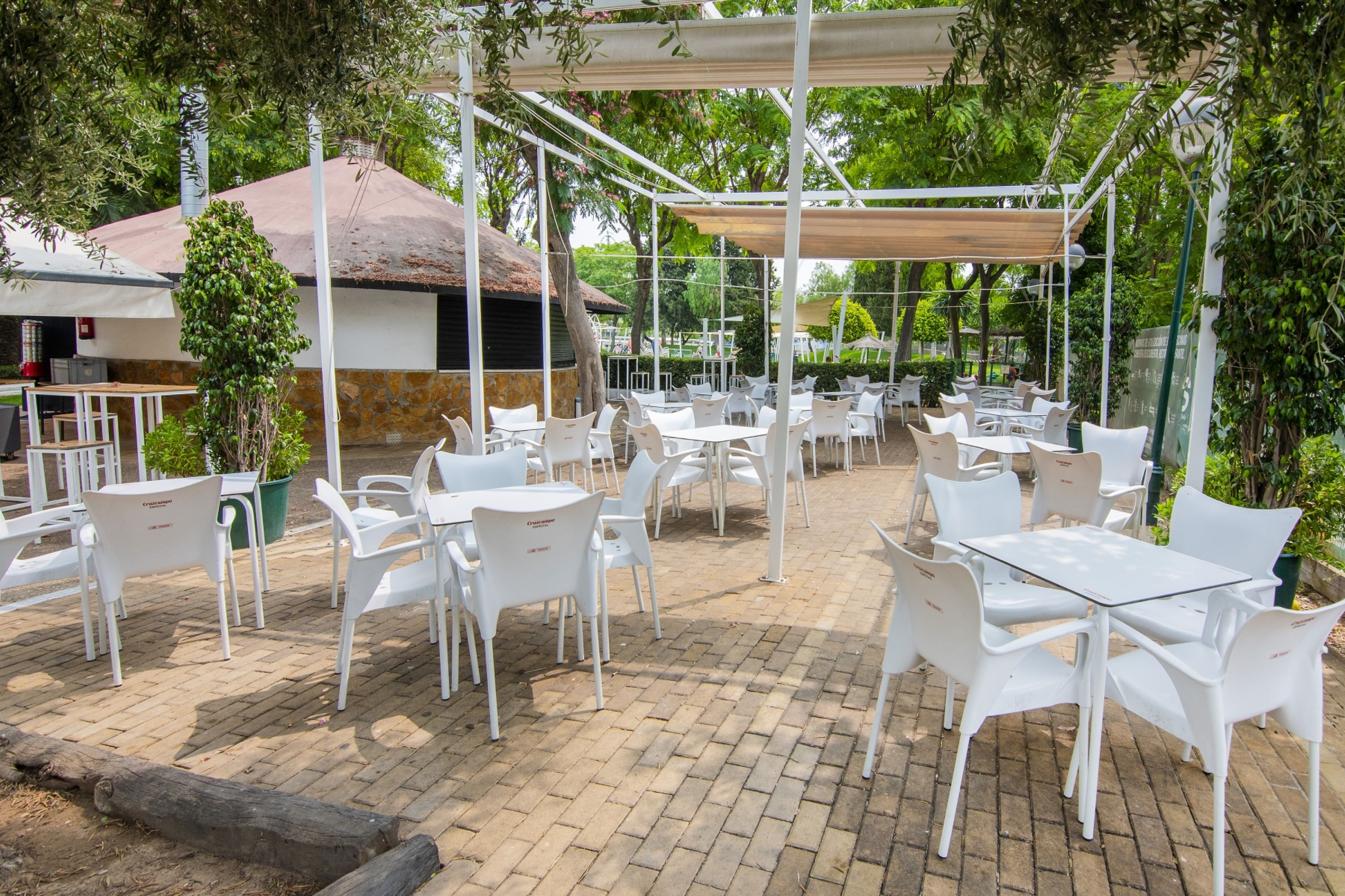 Actualización de horarios del Bar Chino