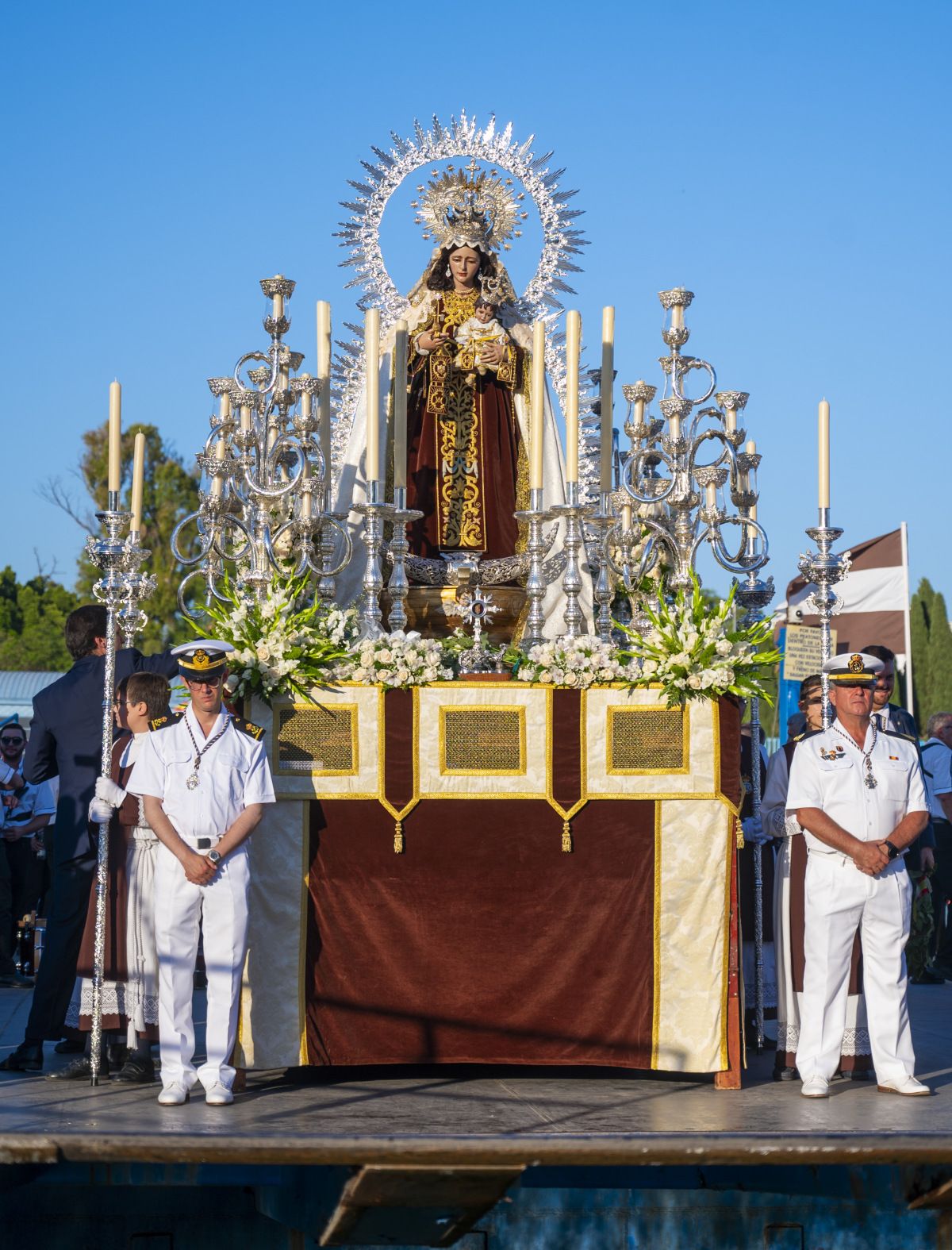 Procesión fluvial de la Virgen del Carmen
